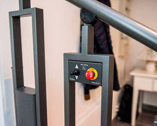 Plateaulift bedieningstoetsen